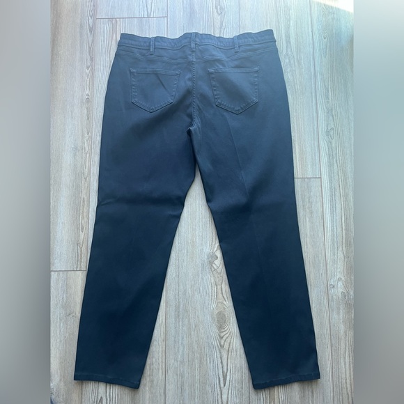 Jachs Woman’s Dark Jeans - Picture 4 of 4